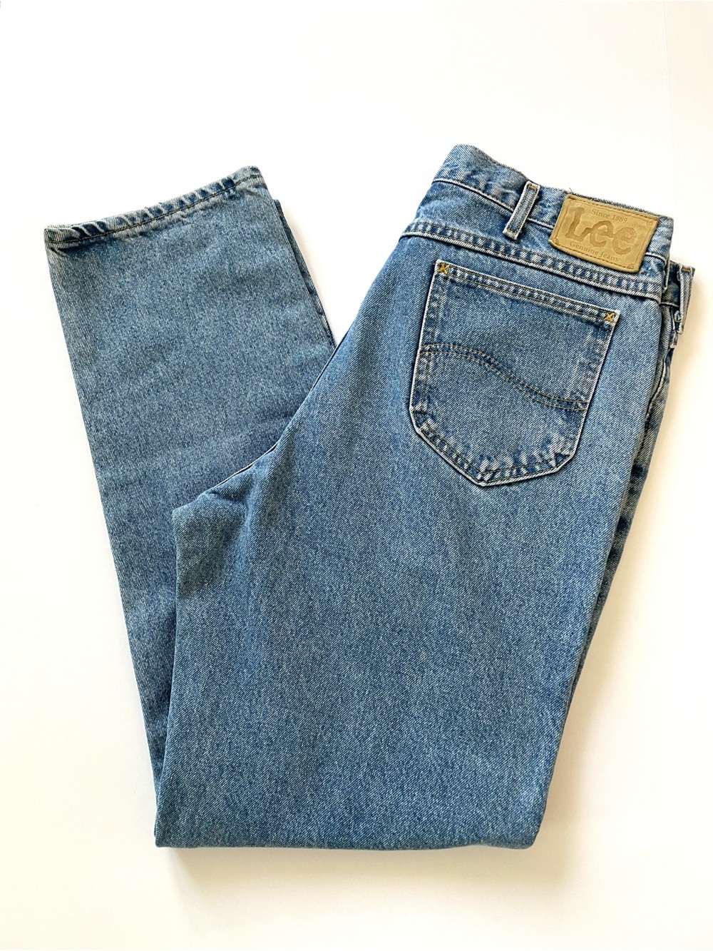 Vintage USA Lee Tapered Leg Light Blue Men’s 38x32 Denim Jeans